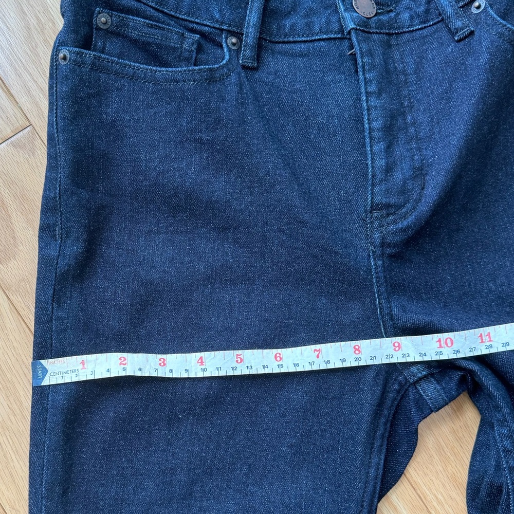 Roots Skinny Jeans. NWOT. Size 28. Dark Indigo colour. - Picture 6 of 6
